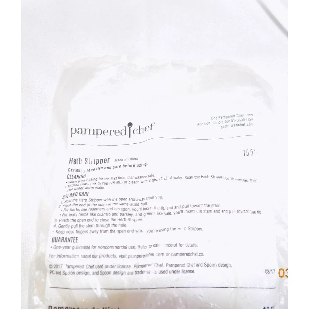 Pampered Chef Herb Stripper #1552 – New in the Package